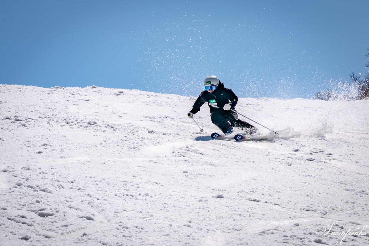 キロロリゾート｜ポカポカ陽気で絶好の春スキー日和♪こんな日は、みんなで思いっきり春雪を満喫しましょう！